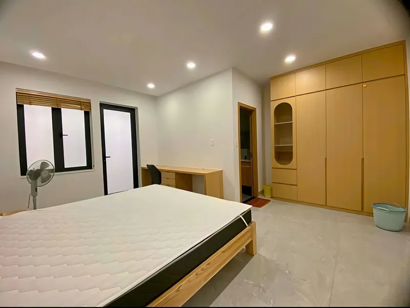 Mỹ Gia 지역의 세련된 주택 – 침실 3개, 가구 완비, 월 2500만 VND