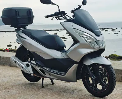 Скутер Honda PCX 125 (2-е поколение) для продажи – хорошо обслуживаемый с Blue Card