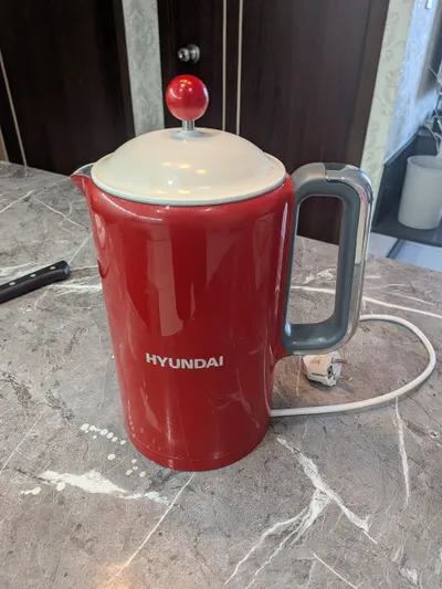 Hyundai EK01RED Electric Kettle – 1.5L, Like New