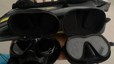 Diving Fins and Mask – 350,000 + 250,000 VND