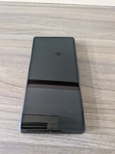 Телефоны Realme C51 и Google Pixel – б/у и в отличном состоянии