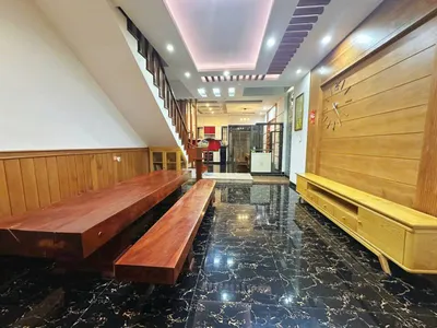 Nhà cho thuê phía nam Nha Trang – 3 phòng ngủ – 250 m² – Đầy đủ nội thất – 18 triệu VND/tháng