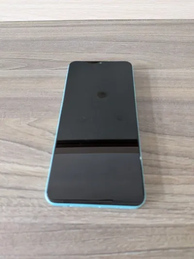 Телефоны Realme C51 и Google Pixel – б/у и в отличном состоянии