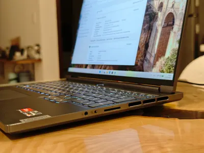 Lenovo Legion 7 Slim (16ARHA7) 笔记本电脑出售 – 高端游戏与工作站