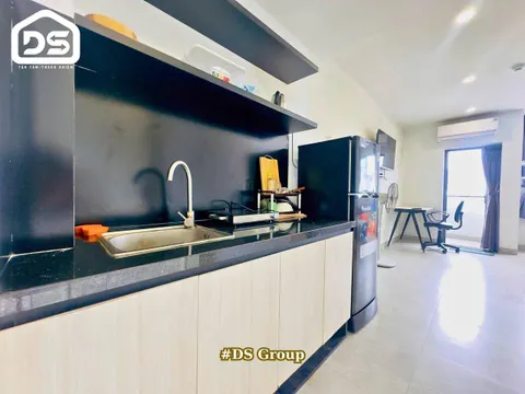 Studio Apartment for Rent on Ly Nam De – 5,500,000 VND/Month