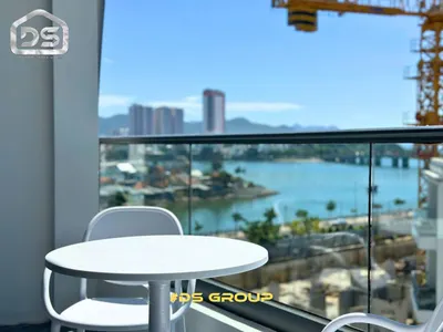 스튜디오 아파트 임대 – 냐짱 북부 – Tran Phu – 해변까지 도보 5분 – 35 m² – 가구 완비 – 월 1,100만 VND