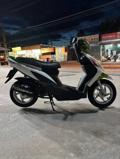 KYMCO Candy 50cc 2012 – 台湾制造踏板车，无需驾驶证