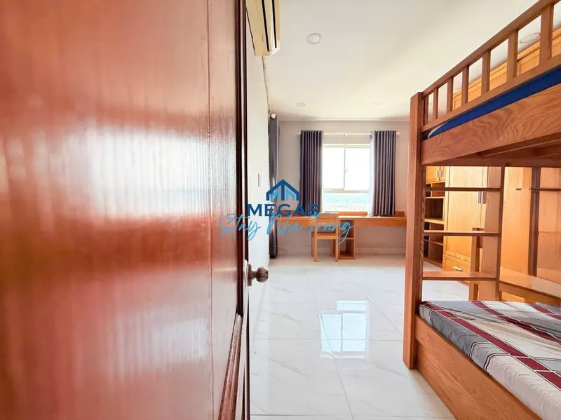 2-Bedroom Fully Furnished Corner Unit, VCN Phuoc Hai – River View — 2/5