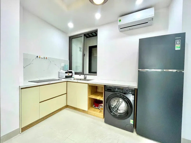 Căn hộ 2 phòng ngủ cho thuê trên đường Hùng Vương – Trung tâm Nha Trang – 17 triệu VND/tháng — 4/5