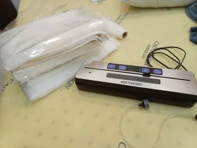 Vacuum Sealer & 240 Plastic Storage Containers