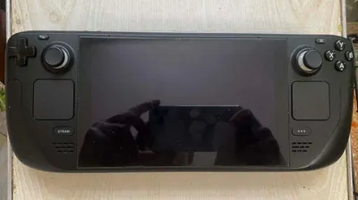 Valve Steam Deck 512GB 便携式游戏机 – 状况良好 + 充电器和保护套