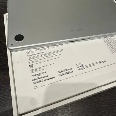 MacBook Air 13 M5 16/512GB Silver – 정품 패키지, 1년 보증