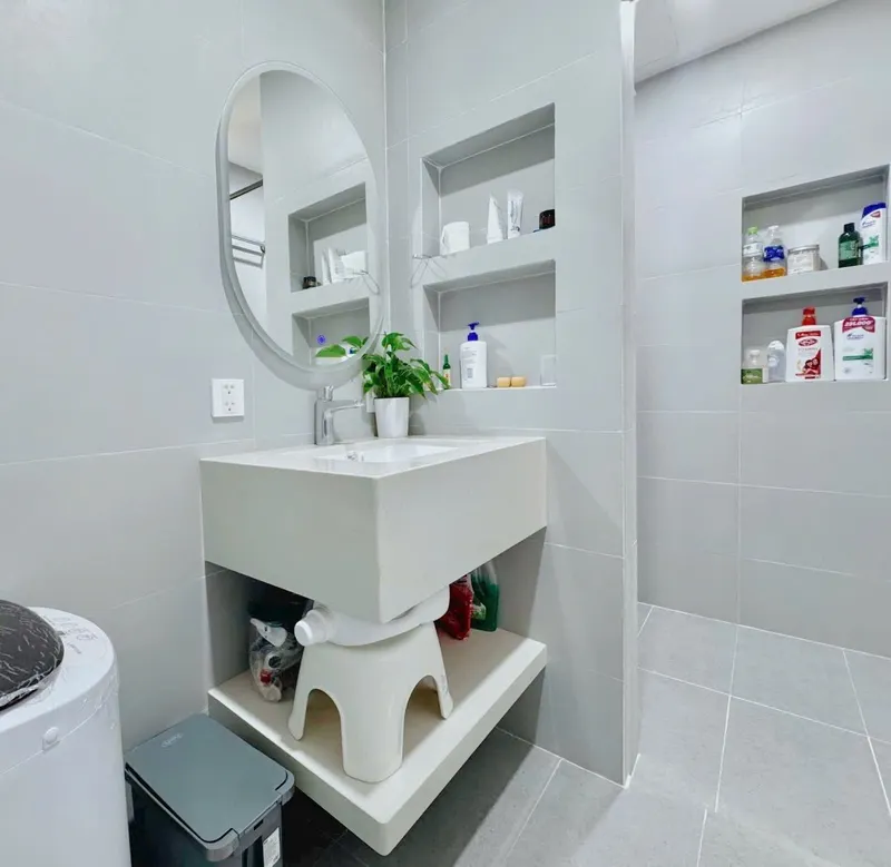 2-Bedroom Furnished Apartment in Maple – Central Nha Trang, 100m from Beach – 25,000,000 VND/Month