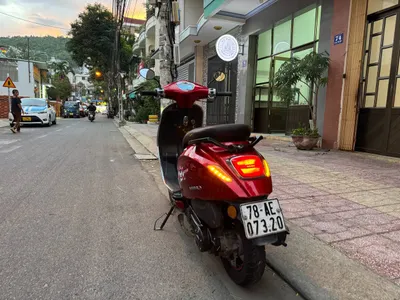 Vespa 2023년식 판매 – 자동변속, LED 라이트, 서류 완비