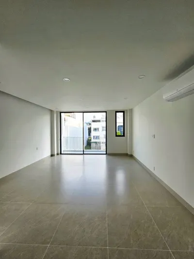 河光2区新建3层楼房 – 4间卧室，100平方米