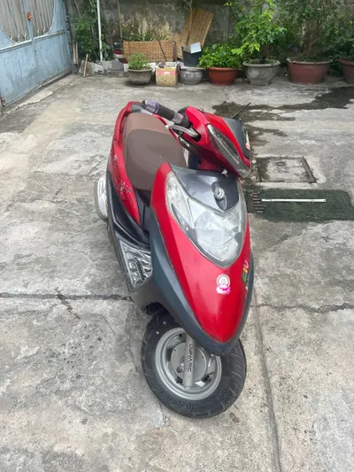 Sym Atilla 2011 Motorbike for Sale – Excellent Condition – Blue Book – 3.7M VND