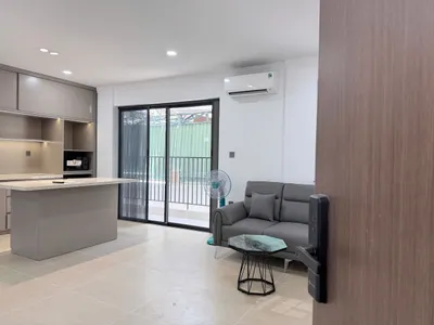 Luxurious 2-Bedroom Apartment on Hon Chong Beach – 19M VND/Month