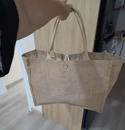 Spacious Beach Bag – 200,000 VND