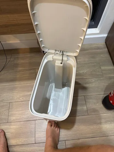 Garbage Bucket 15 Liters for Sale