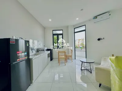 1-Bedroom Apartment for Rent with Balcony – Pets Allowed – 9 Million VND/Month