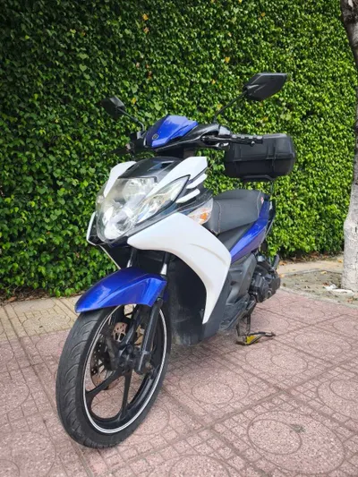 Yamaha Nouvo 5 125cc Scooter for Sale – Recently Serviced, Excellent Condition, with Givi Top Case