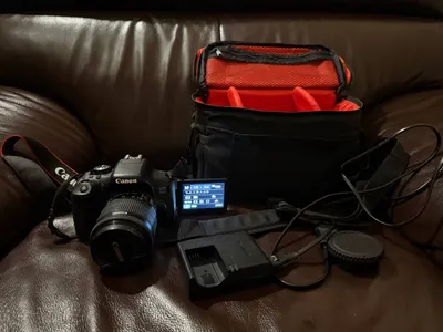 Фотоаппарат Canon EOS 750D Kit 18-55 mm – Отличное состояние, любительское использование