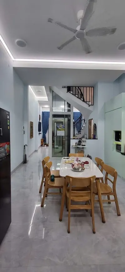 Cho thuê căn hộ 3 phòng ngủ với 3 phòng tắm gần bãi biển – Phía Bắc Nha Trang, 28 triệu VND/tháng