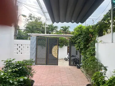Ngôi nhà 3 phòng ngủ đẹp cho thuê ở phía Bắc Nha Trang – 12 triệu VND/tháng