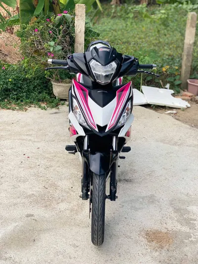 Honda Winner 150 Motorcycle for Sale – White-Pink Sportive Model
