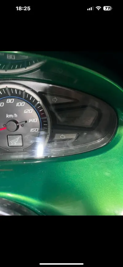 Honda PCX 2012 – 125cc Scooter in Excellent Condition with Full Documentation
