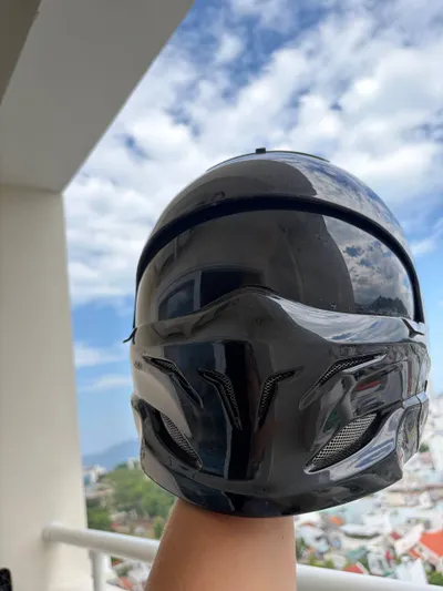 Scorpion EXO 500 Helmet (Used Replica) + Turtle Figurine (New)