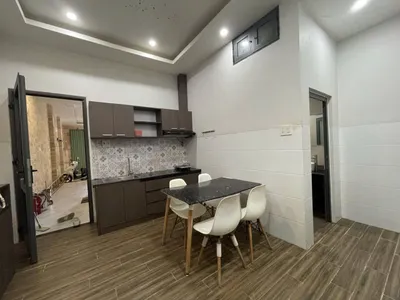 Квартира с 1 спальней в аренду – ул. Vũ Lăng, первый этаж – 40 м² – 6,5 млн VND/месяц