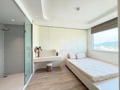 Căn hộ 2 phòng ngủ với tầm nhìn toàn cảnh biển và núi — Muong Thanh (04 Tran Phu)