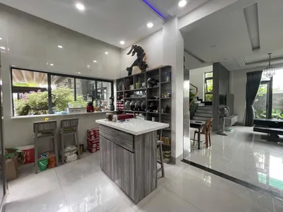 Biệt thự 3 tầng cho thuê tại Khu Vĩnh Thái - Phía tây Nha Trang