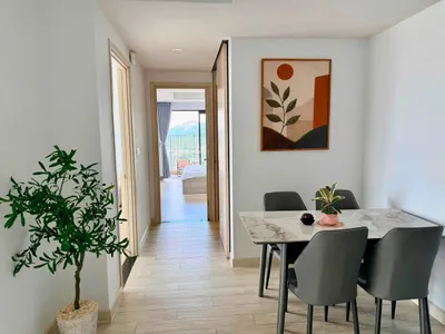 2-Bedroom Apartment in Gold Coast – 28M VND/Month