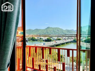 2卧室公寓出租 – 城市和河景 – 70㎡ – 1700万₫/月 – 靠近市中心，距海3分钟