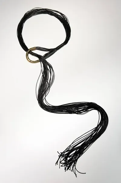 6 Chiếc Váy & Phụ Kiện Thời Trang – H&M, Zara, Old Navy