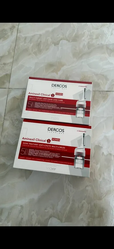 Book, Hair Treatment Ampules & XL Full-Face Helmet – Lot
