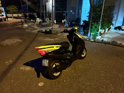 SYM Attila 124cc 스쿠터 판매 – 2009년식 – 검정-녹색 – 우수 상태 – 700만 VND