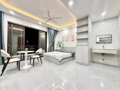 Studio mới có ban công đối diện công viên - Phước Long