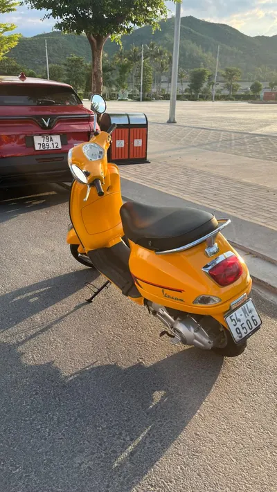 Xe Tay Ga Vespa LX 125, 2009 – 8 Triệu VND