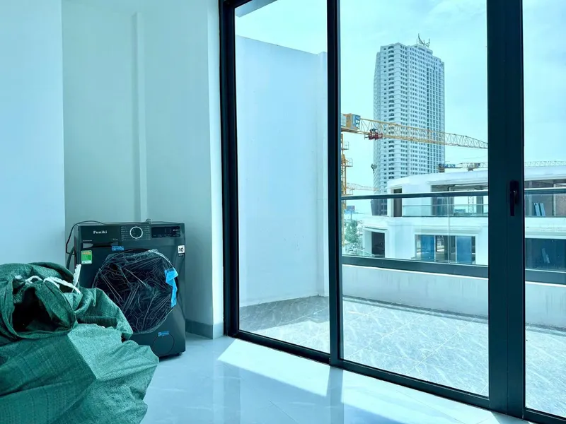 Căn hộ 1 phòng ngủ cho thuê – 5 phút đến biển – 10 triệu VND/tháng — 3/9