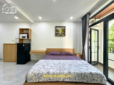 Studio Apartment with Balcony & Sea View – 10M VND/Month