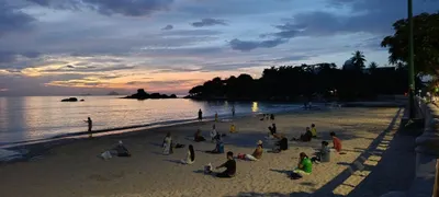 Marathon Day in Nha Trang – One Lane Closed on Northern Beach