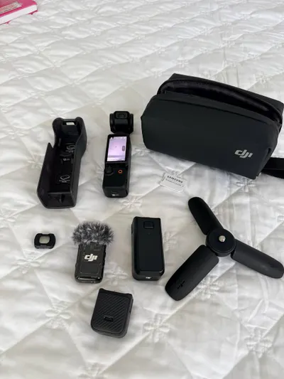 DJI OSMO POCKET 3 COMBO – Практически новое – 512 ГБ флешка в комплекте – Использовалось 6 раз
