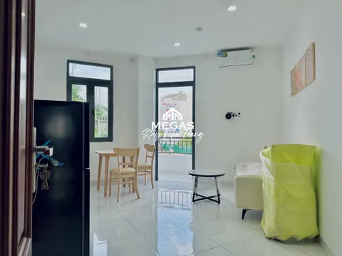 1-Bedroom Apartment for Rent with Balcony – Pets Allowed – 9 Million VND/Month