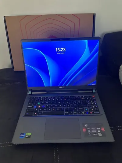 MSI Vector 16 游戏笔记本 – Intel i9-13980HX, RTX 4080, 32GB RAM, 1TB SSD, 240Hz