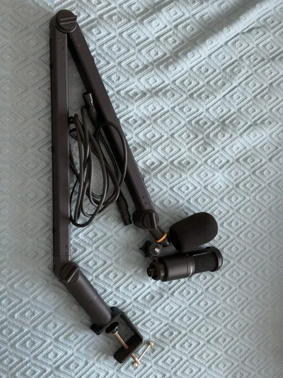 Микрофон Audio-Technica AT2020 + тяжёлый пантограф (комплект для записи/стрима)