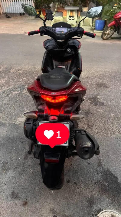 NVX-125摩托车待售 – 需要小修