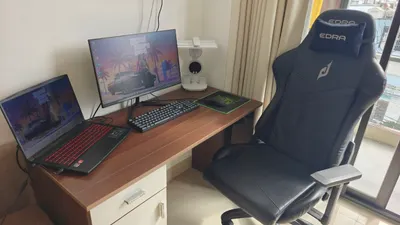 Игровое рабочее место – Ноутбук MSI, монитор Acer, кресло Edra